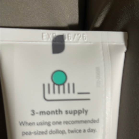 Quip Mint Toothpaste - Picture 4 of 5